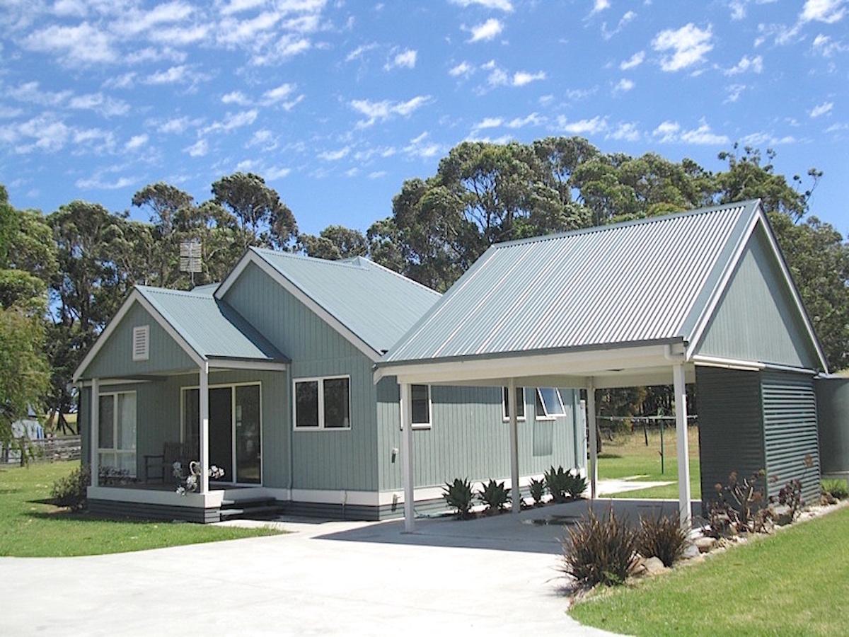 Susan from Marlo, VIC loves COLORBOND® steel.  Roofing, Guttering & Fascia, Walling, Fencing, Sheds made from COLORBOND® steel in colours Pale Eucalypt® and Woodland Grey®