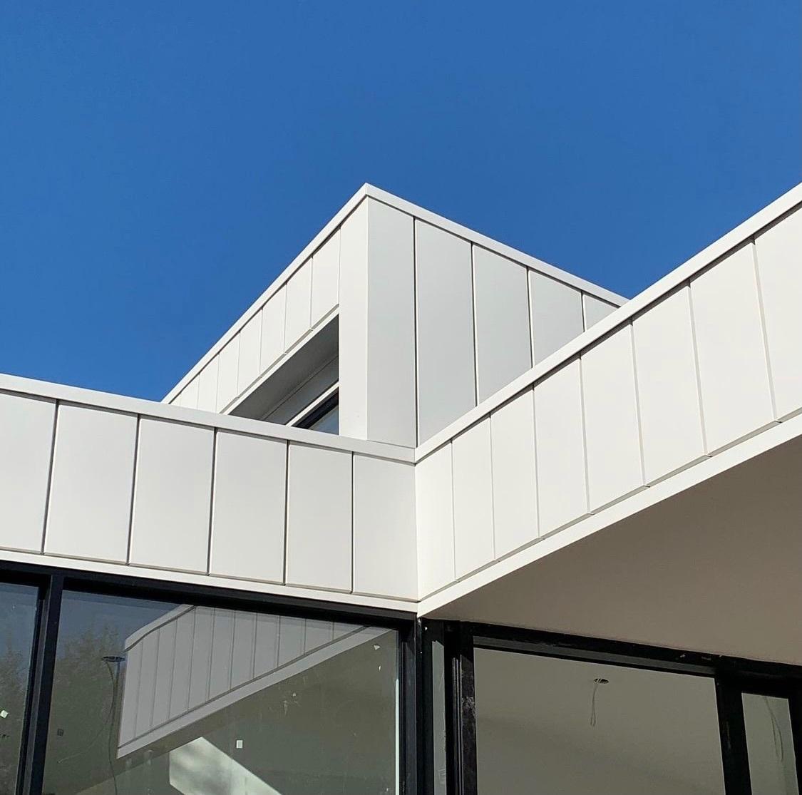 Edwina from Oakleigh, VIC loves COLORBOND® steel. Roofing and Walling made from COLORBOND® steel in colour Surfmist® Matt