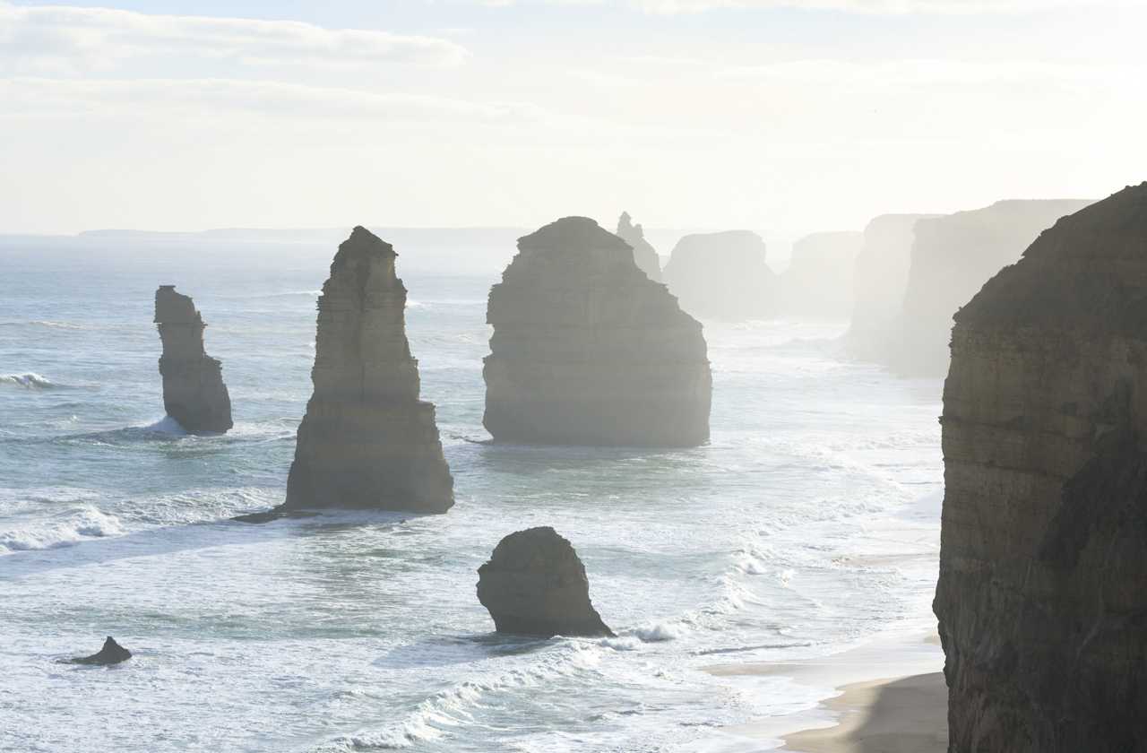 Australia Twelve Apostles, Victoria image for COLORBOND® steel Surfmist® in a Matt finish