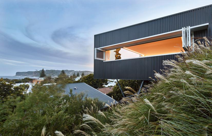North Avoca Studio, cladding made from COLORBOND® Ultra steel in LYSAGHT SPANDEK® profile, in the colour Monument®. Matt Thitchener Architect