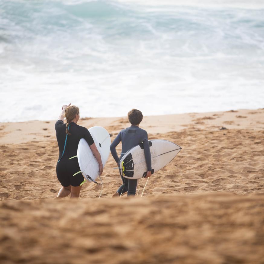 With over 50 years’ history in Australia, COLORBOND® steel has become part of the landscape of our country. Surfing sand and beach are inspiration behind the new TV ads for 2021.
