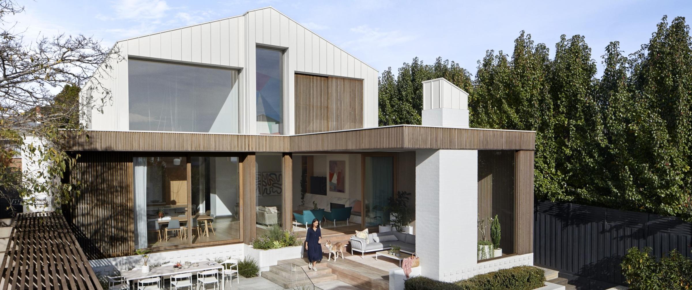 BBW House, Geelong clad in COLORBOND® steel Surfmist® in a Classic finish. Rollformer/Fabricator: Steeline JH Stephenson Aussie Roof Co Pty. Built by Wilson. Installer: Clint Humphrey (CH Roofing). Architect: Tecture