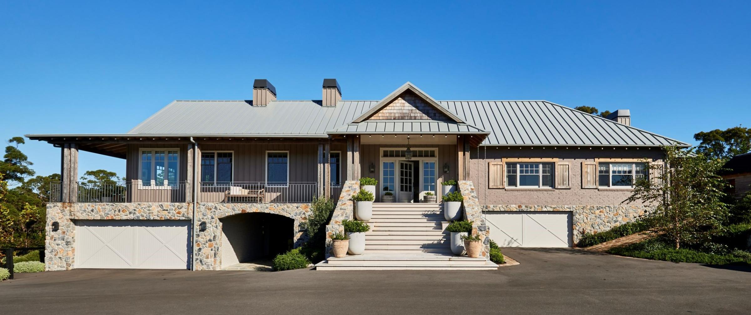 Charlotte Park front entrance with driveway