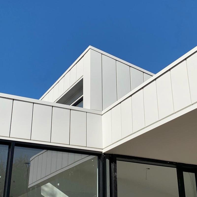 Edwina from Oakleigh, VIC loves COLORBOND® steel. Roofing and Walling made from COLORBOND® steel in colour Surfmist® Matt