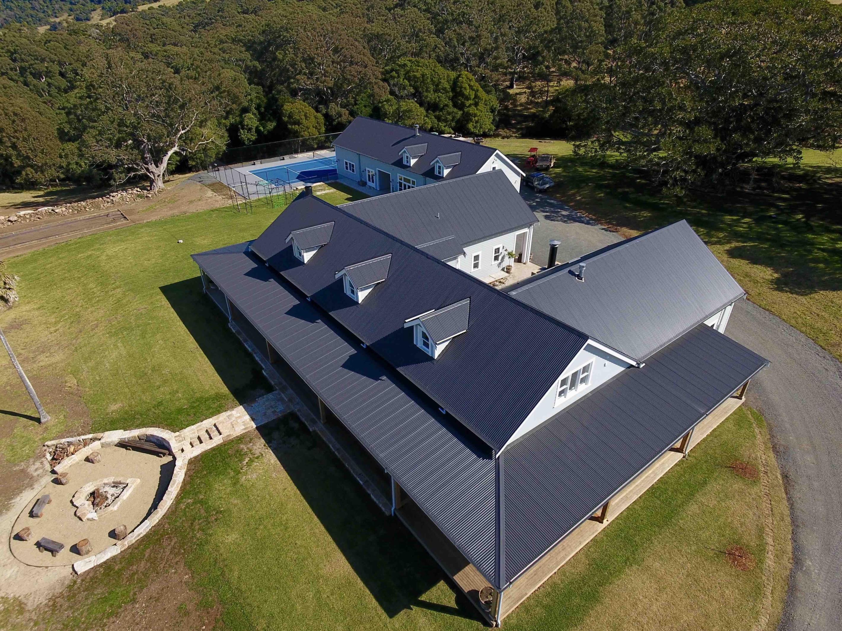 COLORBOND® steel Monument® roofing in LYSAGHT CUSTOM ORB® profile.