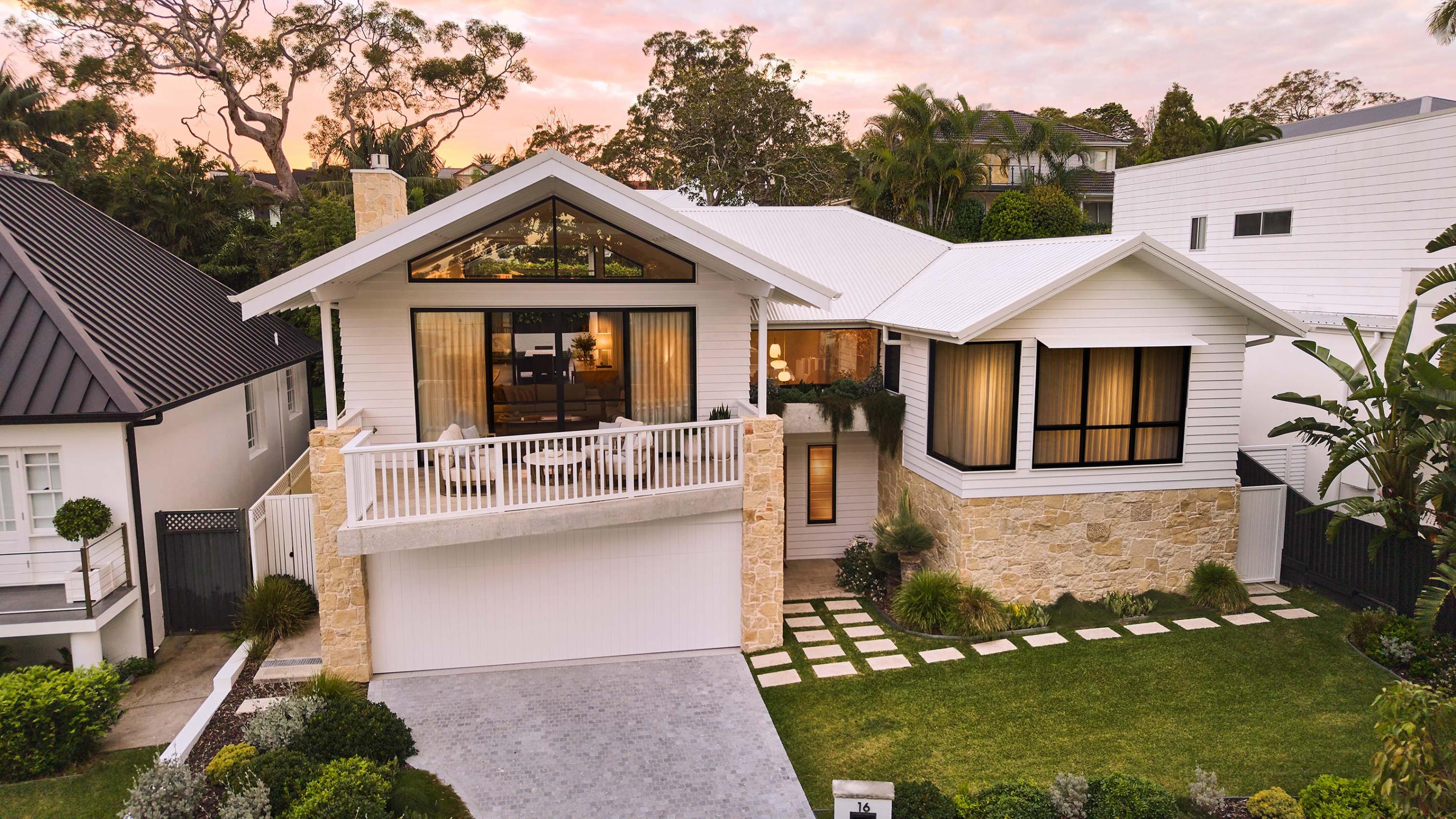 COLORBOND® steel - Creating Beachside Magic from an Old Gem - Cronulla Home