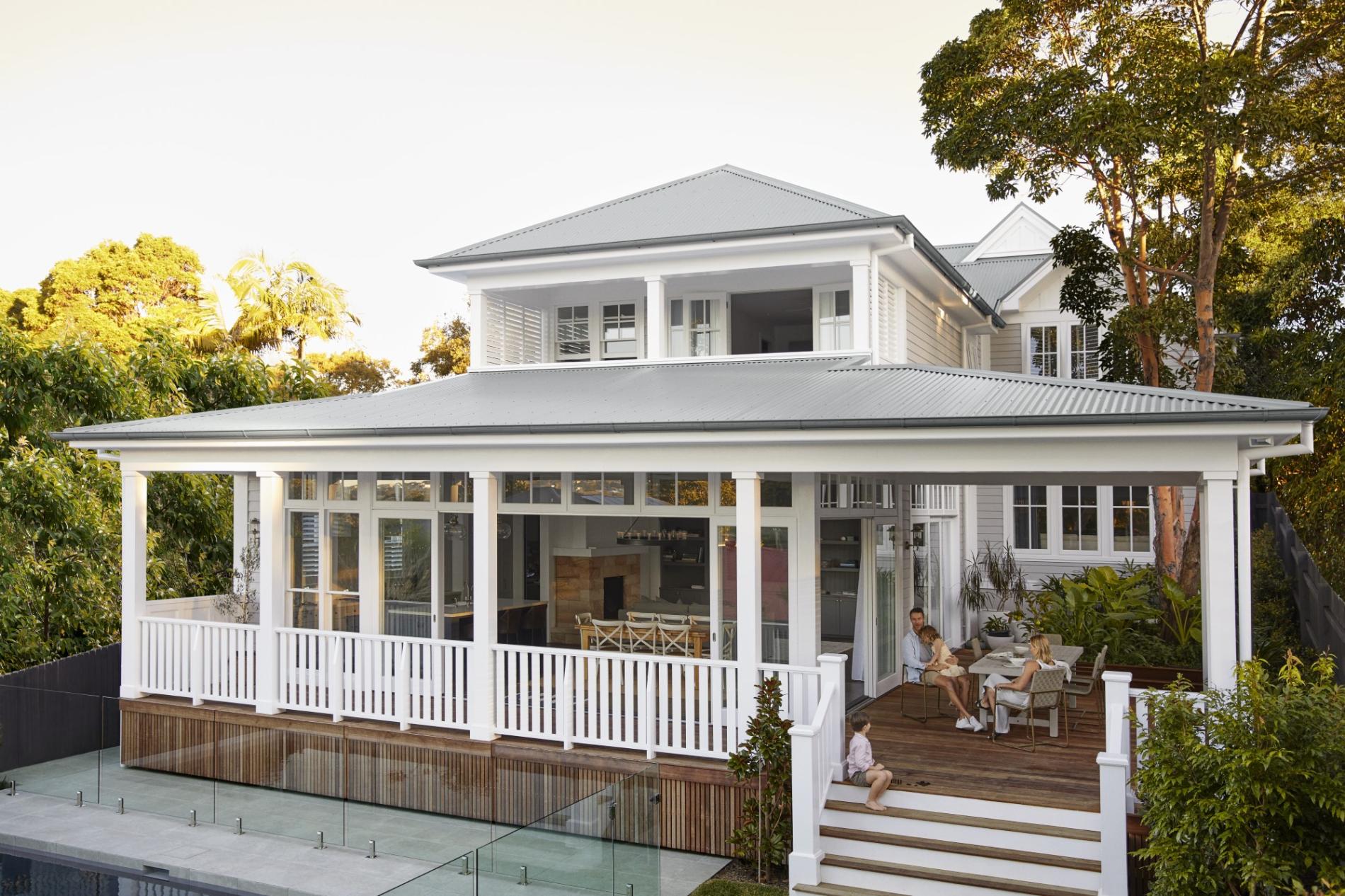 Residence, Robert Street, Freshwater, NSW. COLORBOND® steel colour Windspray® in a Classic finish